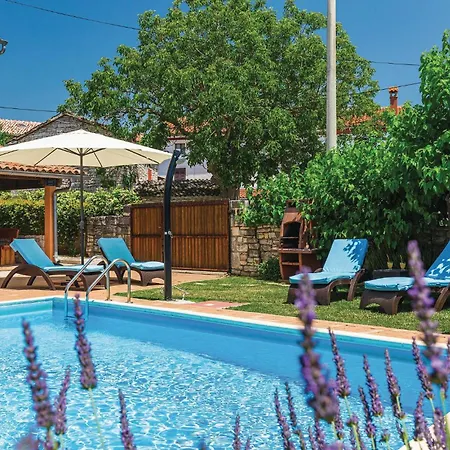 3 Bedroom Gorgeous In *